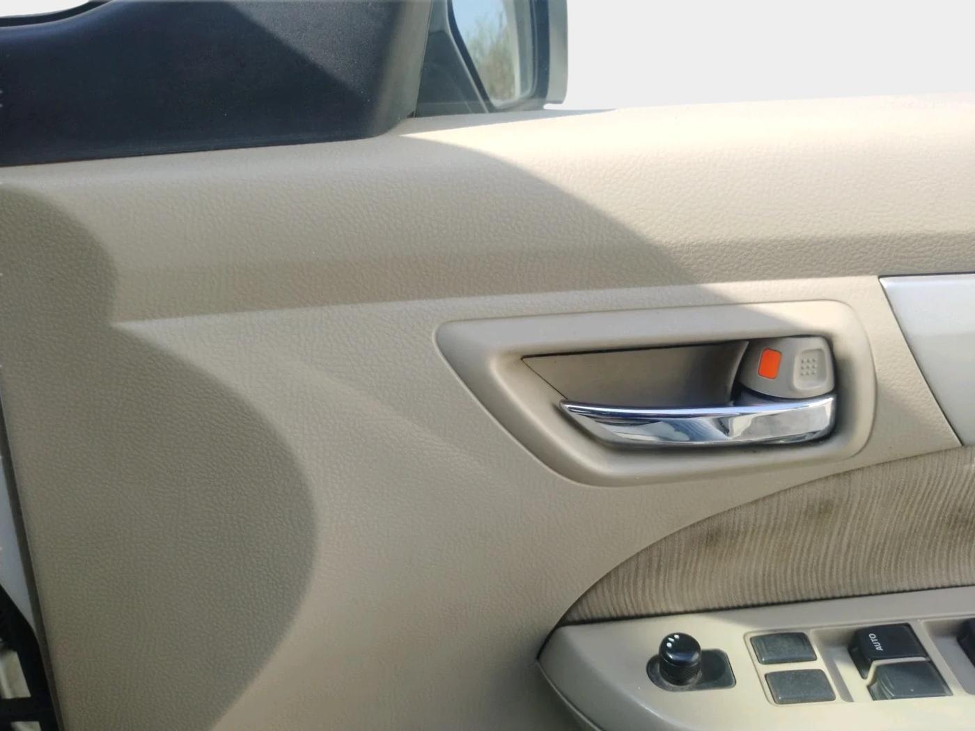 2013 Maruti Ertiga VDI, Diesel, Manual, 2,22,162 km, interior