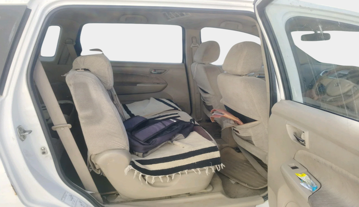 2013 Maruti Ertiga VDI, Diesel, Manual, 2,22,162 km, interior