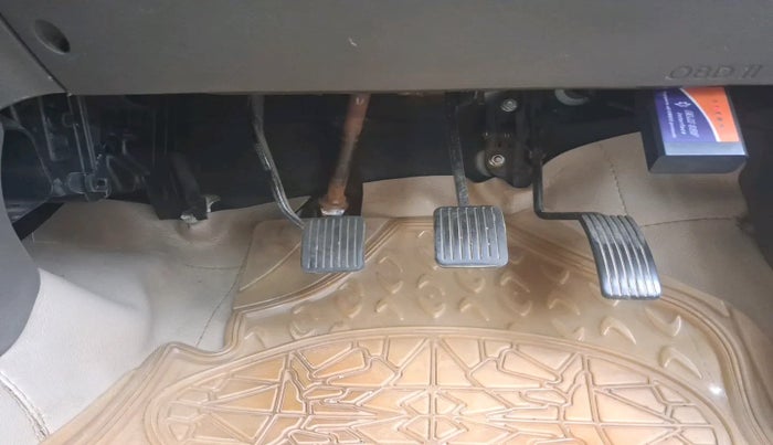 2013 Hyundai i10 MAGNA 1.2, Petrol, Manual, 98,649 km, interior