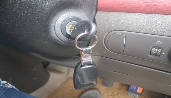 2013 Hyundai i10 MAGNA 1.2, Petrol, Manual, 98,649 km, interior