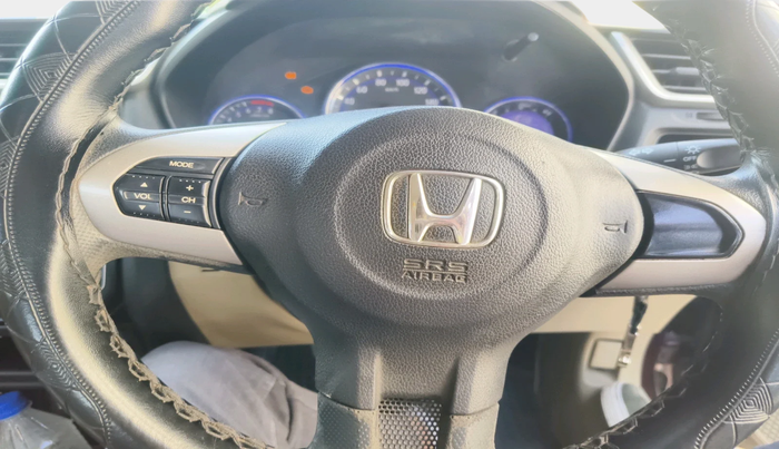 2017 Honda Amaze 1.2L I-VTEC SX, Petrol, Manual, 1,66,723 km, interior