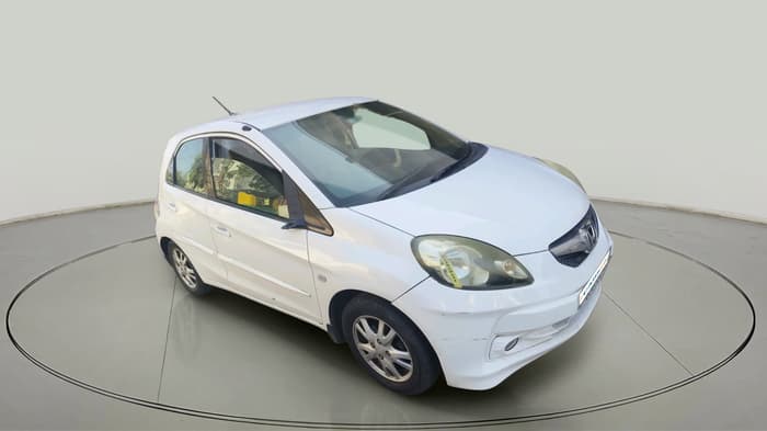 2011 Honda Brio V MT, CNG, Manual, 79,486 km, exterior
