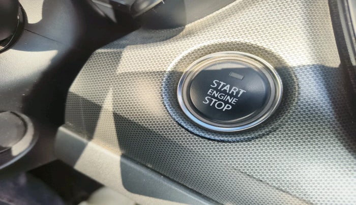 2019 Tata Harrier XZ 2.0L DARK EDITION, Diesel, Manual, 63,979 km, interior