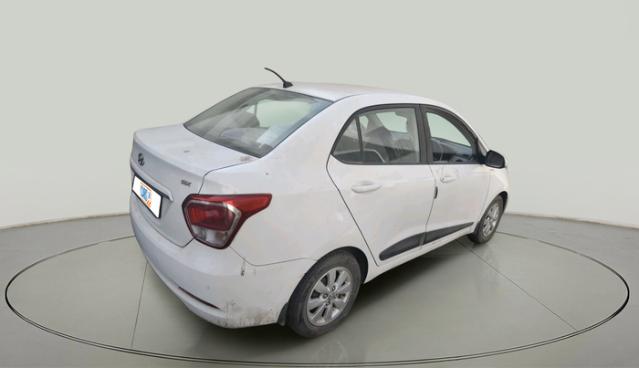 2015 Hyundai Xcent SX 1.2, Petrol, Manual, 1,14,188 km, exterior