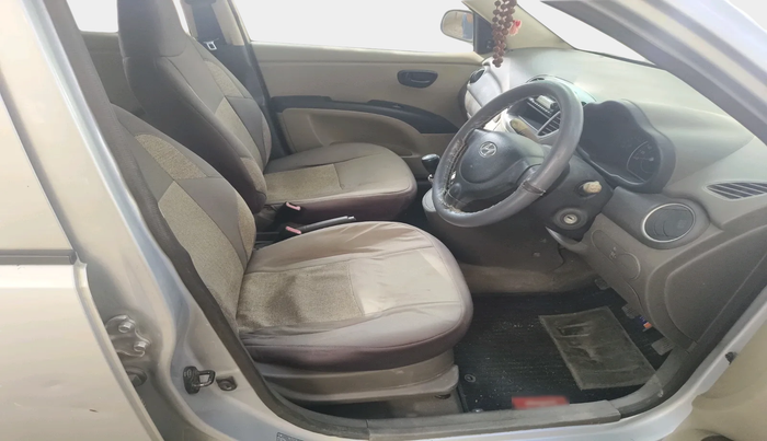 2011 Hyundai i10 ERA 1.1, Petrol, Manual, 65,594 km, interior