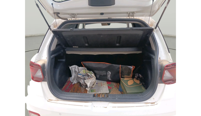 2020 Hyundai VENUE SX 1.5 CRDI, Diesel, Manual, 1,23,098 km, exterior