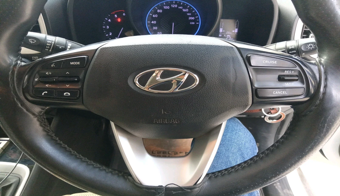 2020 Hyundai VENUE SX 1.5 CRDI, Diesel, Manual, 1,23,098 km, interior