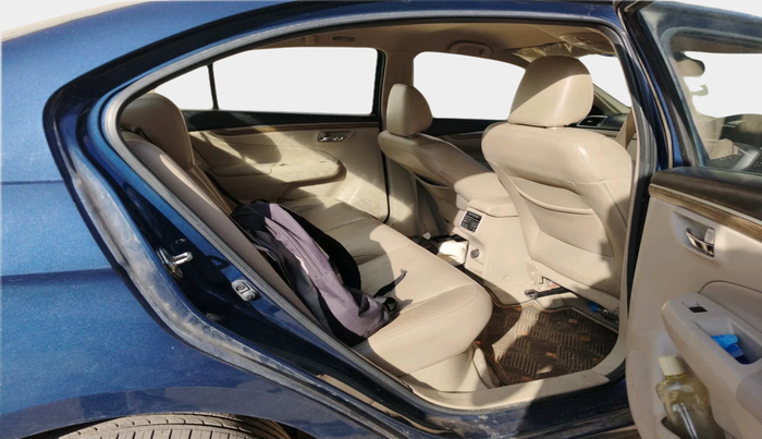 2018 Maruti Ciaz ALPHA 1.5 SHVS PETROL, Petrol, Manual, 29,936 km, interior