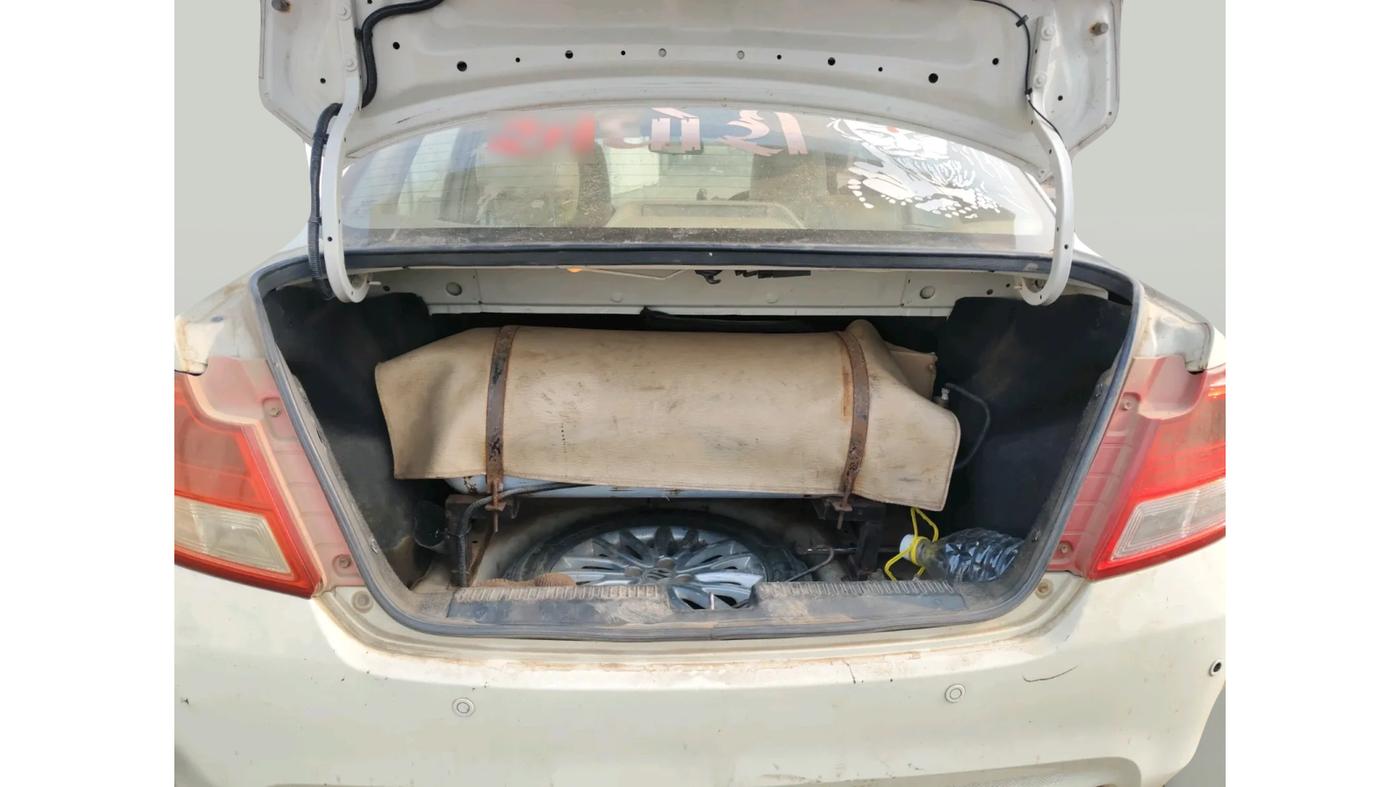 2020 Maruti Dzire ZXI, CNG, Manual, 2,50,000 km, exterior
