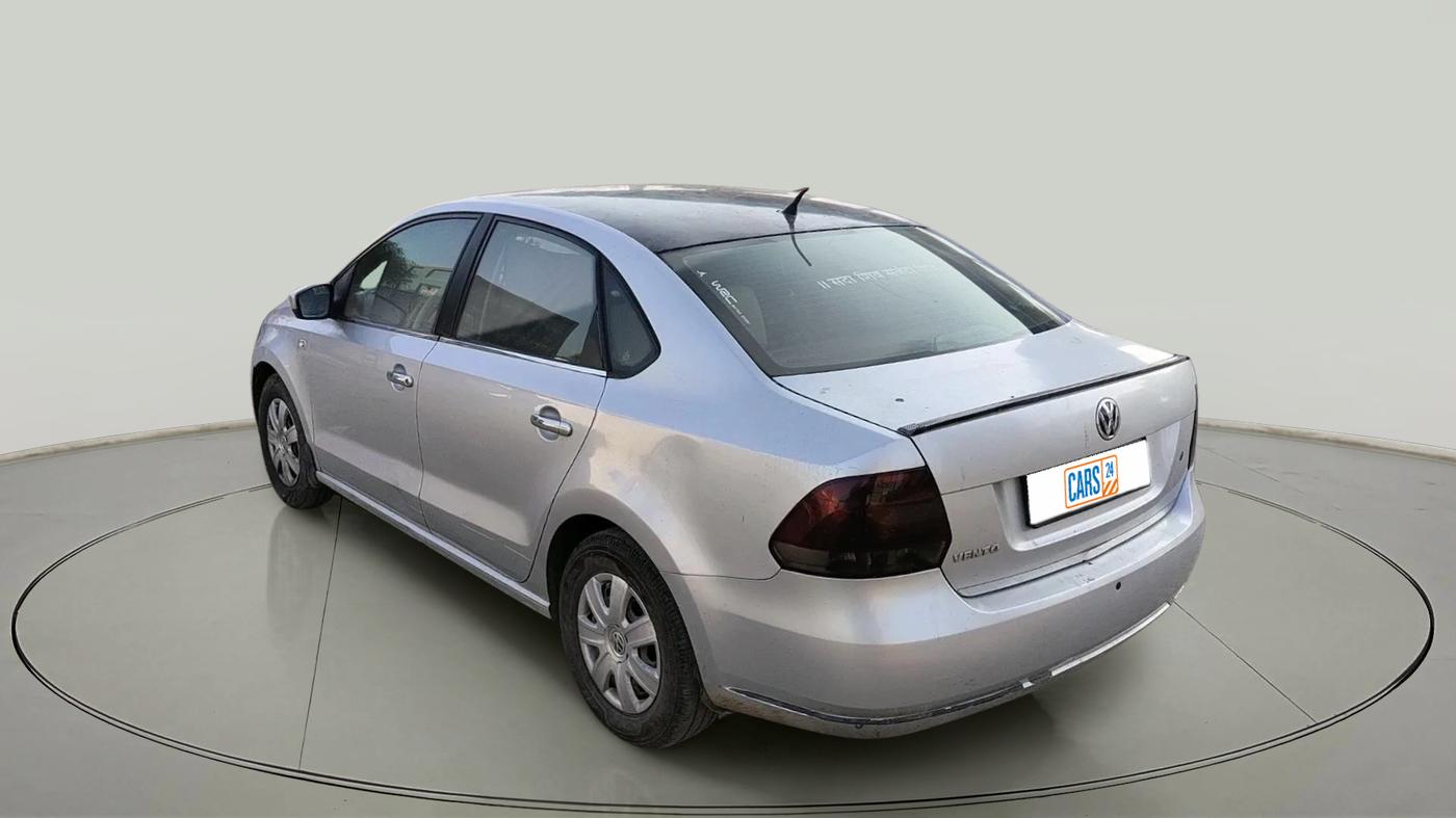 2011 Volkswagen Vento TRENDLINE 1.6, CNG, Manual, 1,43,336 km, exterior
