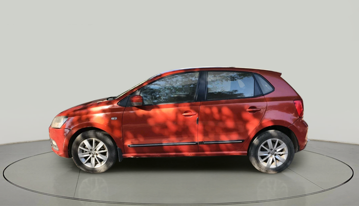 2014 Volkswagen Polo HIGHLINE1.5L, Diesel, Manual, 1,20,073 km, exterior