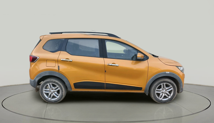 2021 Renault TRIBER RXZ, Petrol, Manual, 36,303 km, exterior