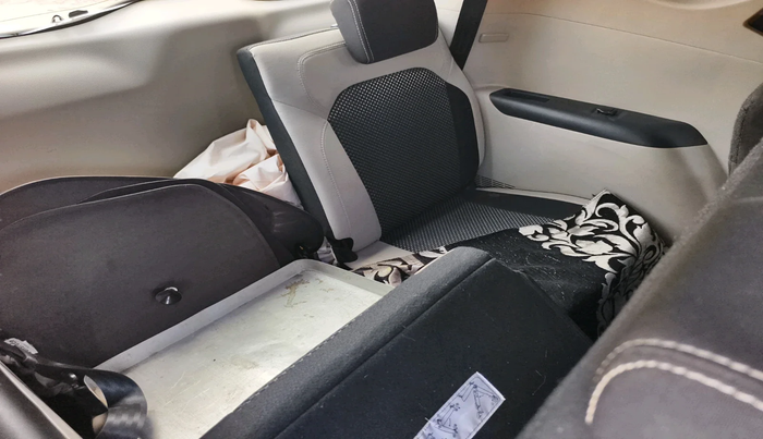 2021 Renault TRIBER RXZ, Petrol, Manual, 36,303 km, interior