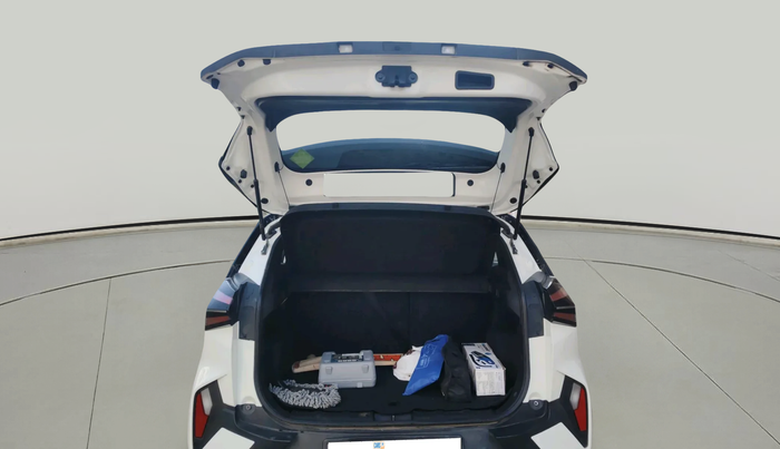 2024 Tata NEXON Fearless Plus (PS) 1.2 iCNG 6MT Dual Tone, Petrol, Manual, 9,316 km, exterior