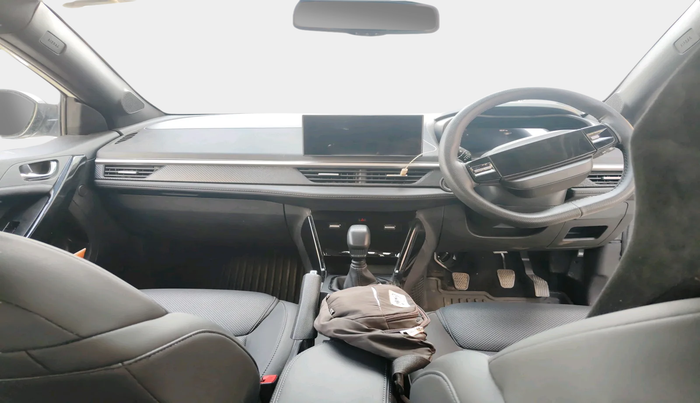 2024 Tata NEXON Fearless Plus (PS) 1.2 iCNG 6MT Dual Tone, Petrol, Manual, 9,316 km, interior