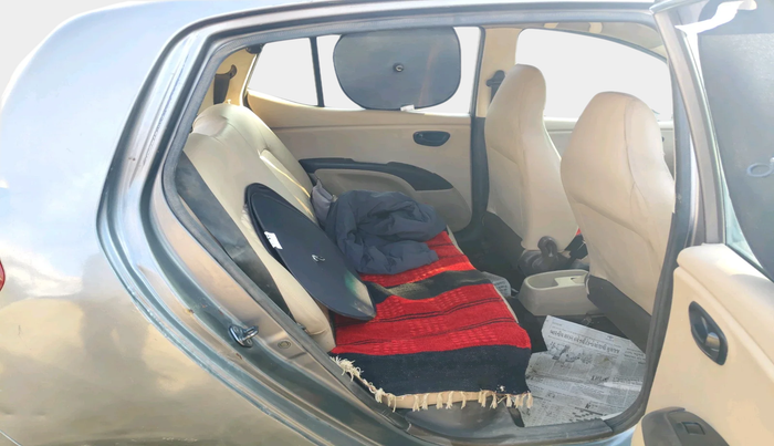 2010 Hyundai i10 MAGNA 1.2, Petrol, Manual, 1,43,760 km, interior