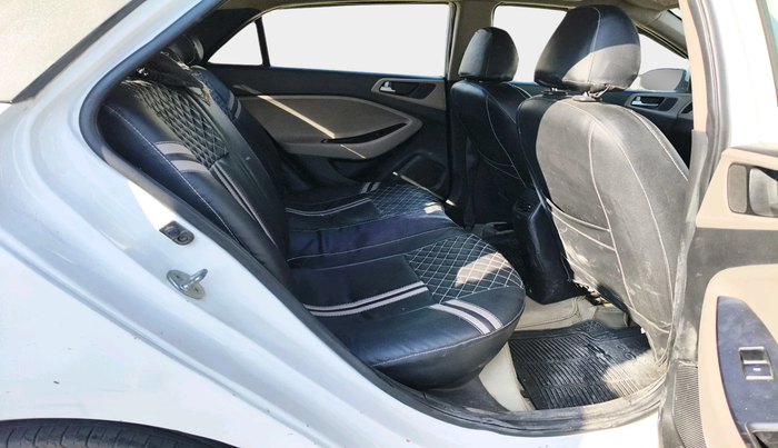 2015 Hyundai i20 SPORTZ 1.4 AT, Petrol, Automatic, 99,633 km, interior