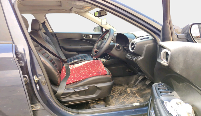 2021 Hyundai VENUE SX (O) 1.5 CRDI, Diesel, Manual, 1,39,850 km, interior