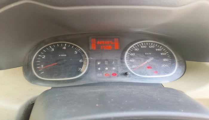 2013 Renault Duster 110 PS RXZ DIESEL, Diesel, Manual, 2,29,337 km, interior