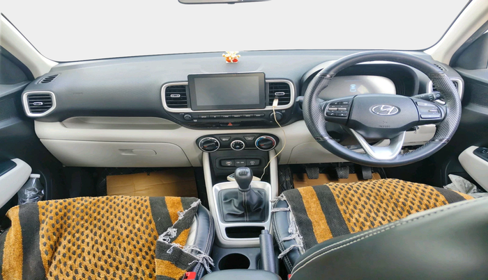 2024 Hyundai VENUE S(O) 1.2, Petrol, Manual, 6,455 km, interior