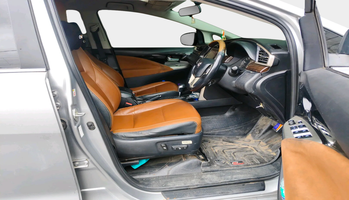 2016 Toyota Innova Crysta 2.8 ZX AT 7 STR, Diesel, Automatic, 1,45,749 km, interior