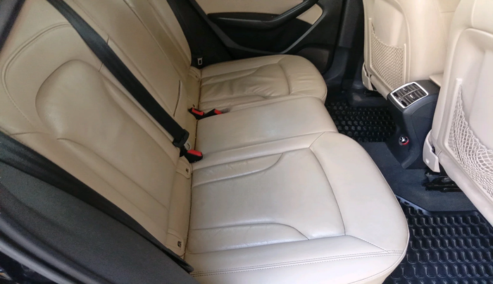 2017 Audi Q3 30 TDI PREMIUM PLUS, Diesel, Automatic, 1,62,022 km, interior