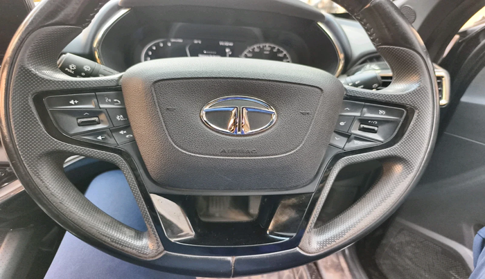 2022 Tata Harrier XZ PLUS 2.0L DARK EDITION, Diesel, Manual, 76,533 km, interior