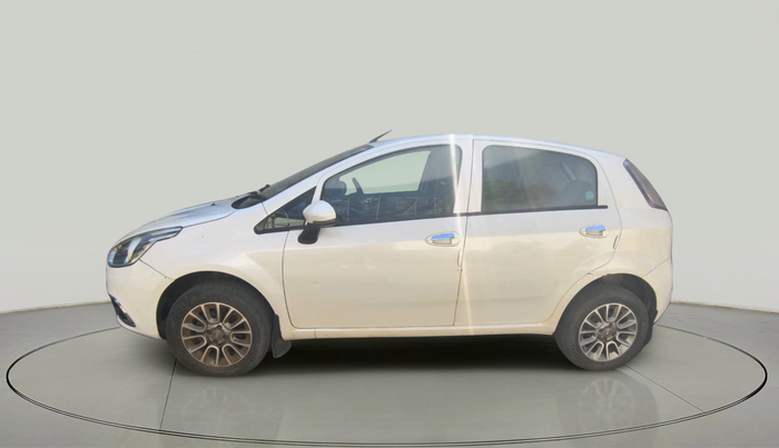 2016 Fiat Grand Punto EMOTION 1.3 90 HP, Diesel, Manual, 1,12,581 km, exterior