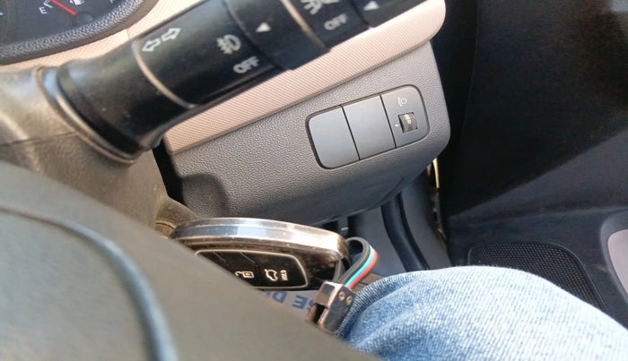 2015 Hyundai Xcent SX 1.1 CRDI, Diesel, Manual, 1,15,423 km, interior