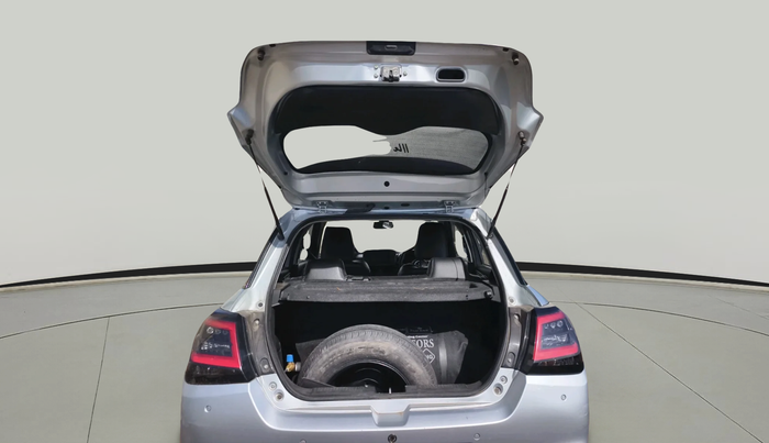 2024 Maruti Swift VXI, Petrol, Manual, 15,088 km, exterior