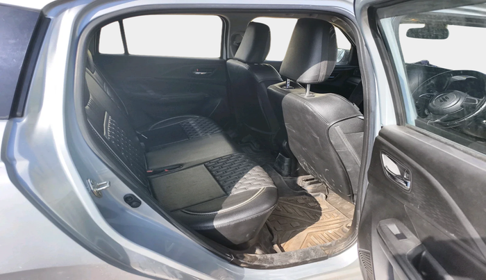 2024 Maruti Swift VXI, Petrol, Manual, 15,088 km, interior