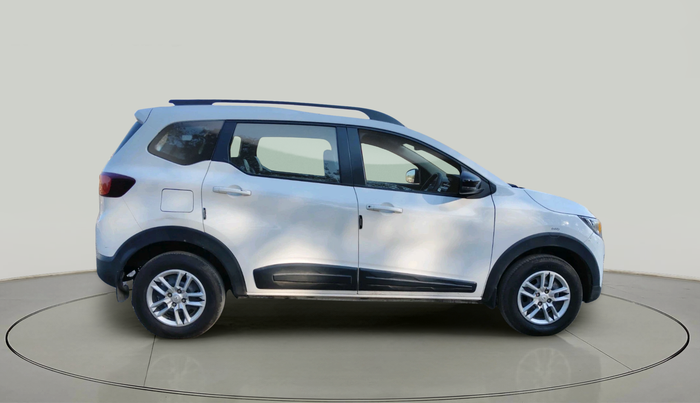 2022 Renault TRIBER RXT, Petrol, Manual, 88,291 km, exterior