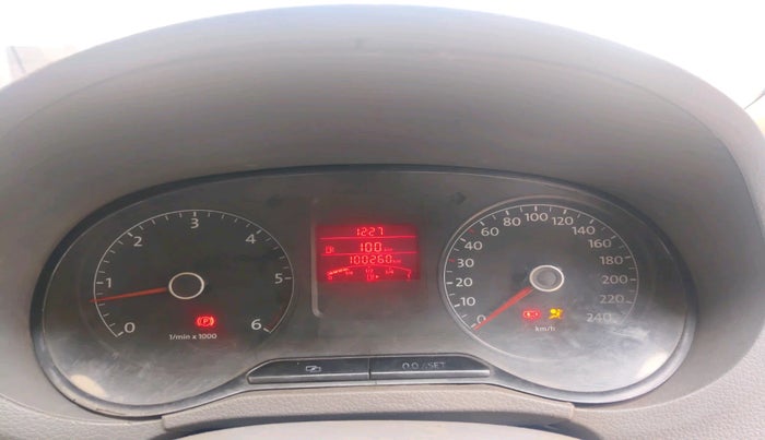 2012 Volkswagen Vento HIGHLINE DIESEL 1.6, Diesel, Manual, 1,00,260 km, interior