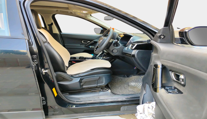 2023 Tata Harrier XTA PLUS 2.0L KRYOTEC DARK EDITION, Diesel, Automatic, 1,50,324 km, interior