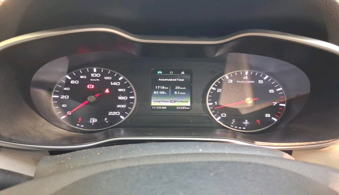 2022 MG ASTOR SUPER EX 1.5 MT, Petrol, Manual, 35,285 km, interior