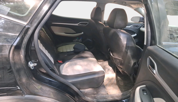 2022 MG ASTOR SUPER EX 1.5 MT, Petrol, Manual, 35,285 km, interior