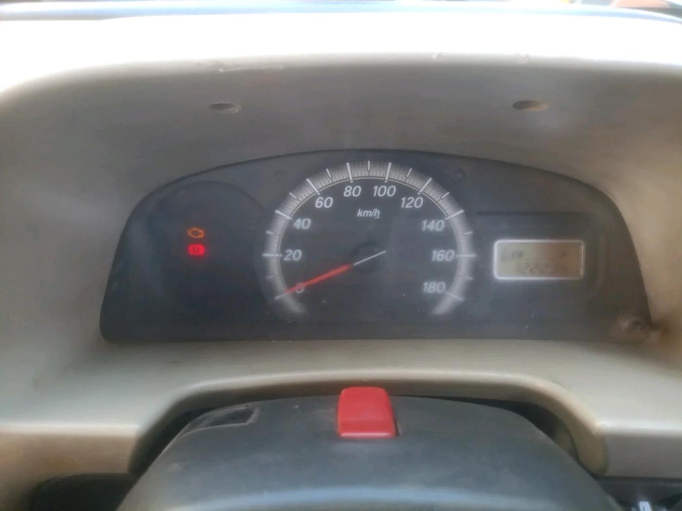 2018 Maruti Eeco 5 STR WITH A/C+HTR, CNG, Manual, 1,22,235 km, interior