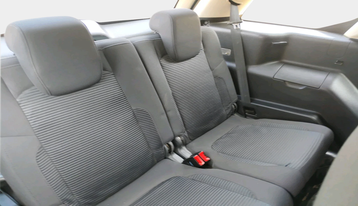 2018 Tata Hexa XM PLUS 4X2 7 STR, Diesel, Manual, 89,681 km, interior