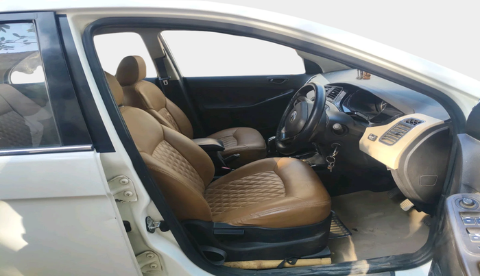 2015 Tata Zest XM PETROL, Petrol, Manual, 2,01,739 km, interior