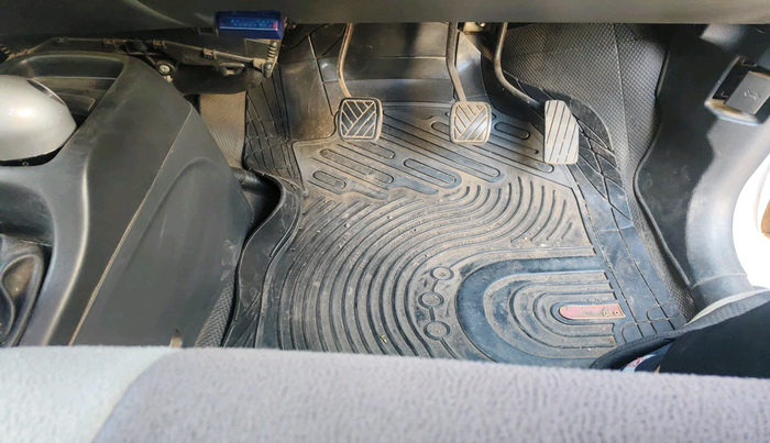 2012 Maruti Wagon R 1.0 LXI, Petrol, Manual, 61,032 km, interior