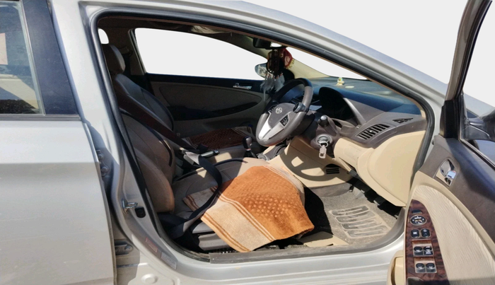 2014 Hyundai Verna FLUIDIC 1.4 CRDI CX, Diesel, Manual, 1,26,247 km, interior