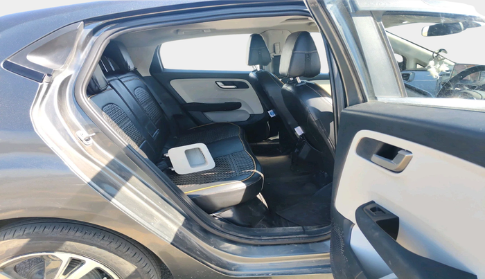 2024 Tata ALTROZ XZ PLUS SUNROOF CNG, Petrol, Manual, 36,234 km, interior