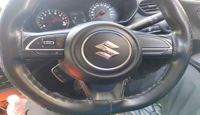 2025 Maruti Swift VXi (O) CNG, CNG, Manual, 28,057 km, interior