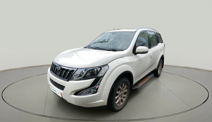 2017 Mahindra XUV500 W9, Diesel, Manual, 96,184 km, exterior