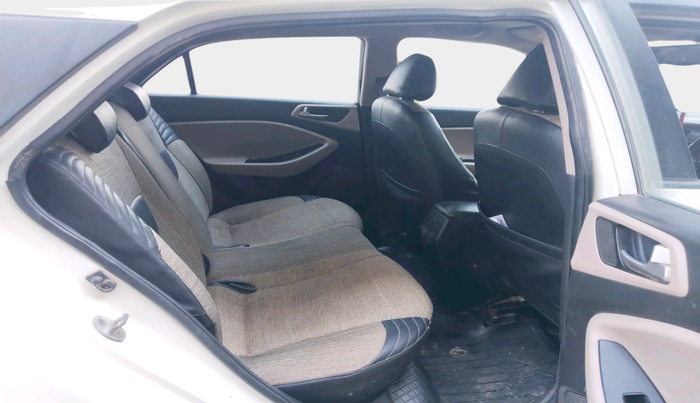 2014 Hyundai i20 ASTA 1.2, Petrol, Manual, 97,241 km, interior