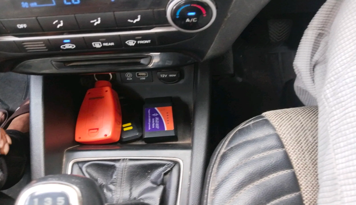 2014 Hyundai i20 ASTA 1.2, Petrol, Manual, 97,241 km, interior