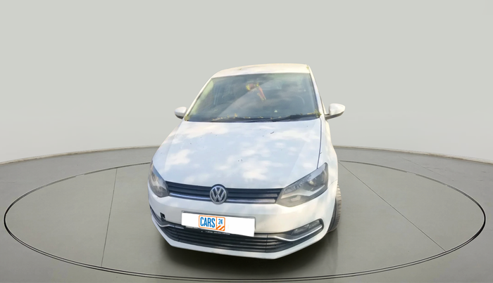 2015 Volkswagen Polo HIGHLINE1.5L, Diesel, Manual, 1,15,692 km, exterior