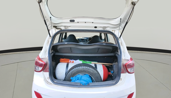 2015 Hyundai Grand i10 SPORTZ 1.2 KAPPA VTVT, Petrol, Manual, 1,43,994 km, exterior