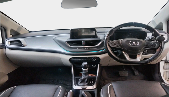 2022 Tata ALTROZ XZA, Petrol, Automatic, 25,992 km, interior