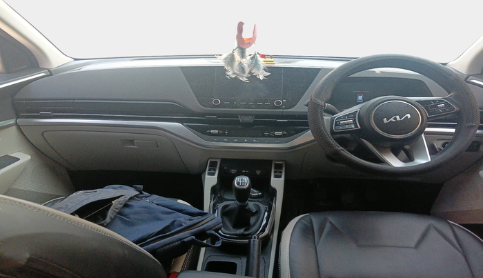 2024 KIA CARENS Prestige (O) 1.5 Petrol 7 STR, Petrol, Manual, 8,254 km, interior